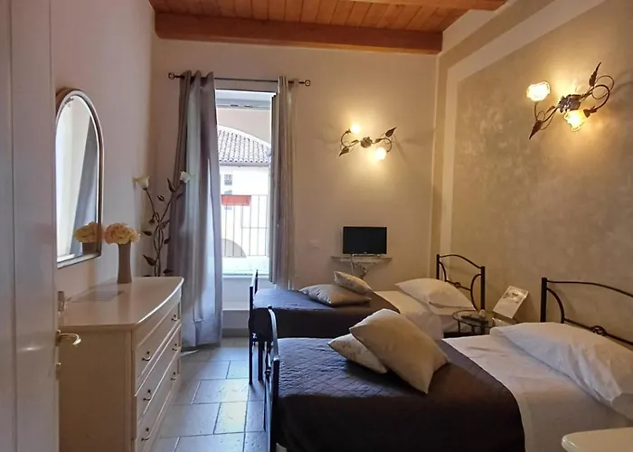 Aquila Antica B&B 라킬라